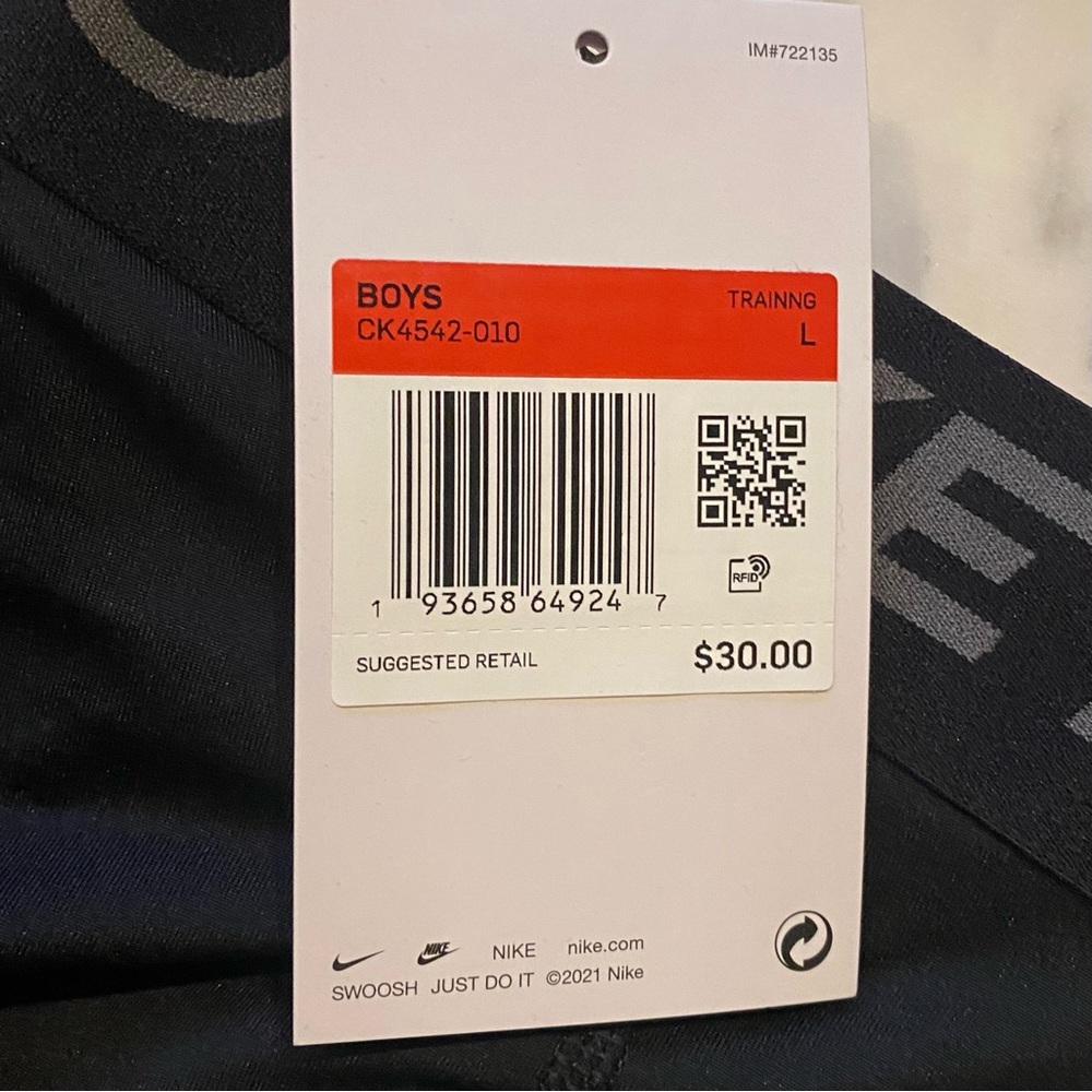 NWT Nike Pro Boys Large Training Cropped Tight - Picture 2 of 5